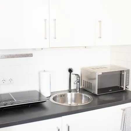 Mitte, Zentral Am Park, Congresscenter 5 Min, Bahnhof 10min Apartment